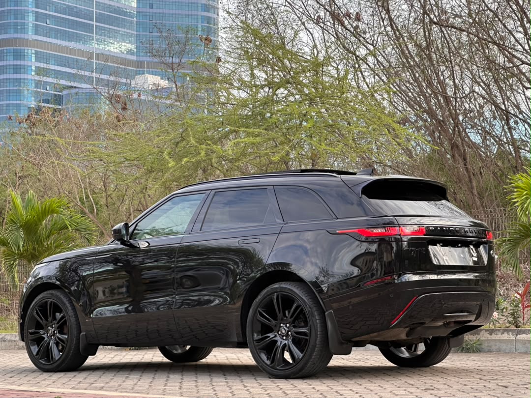Range rover Velar thumbnail 2